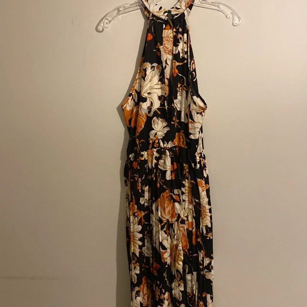 Black White Orange Floral Pleated Jumpsuit - Picture 5 of 5